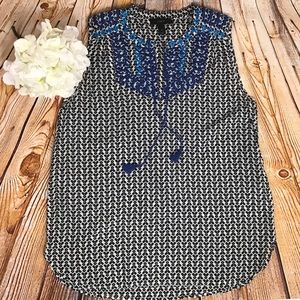 J CREW EMBROIDERED TASSEL TOP ARROW PRINT